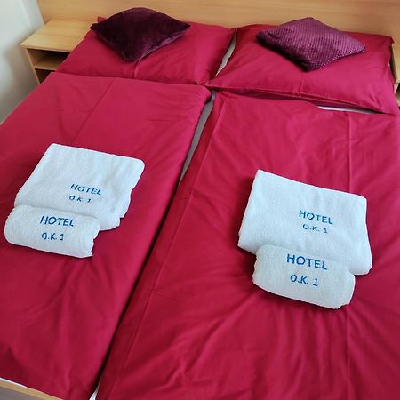 Hotel O.K. 1 Бероун Екстериор снимка