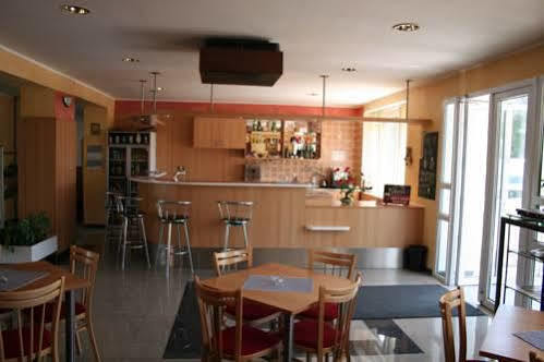 Hotel O.K. 1 Бероун Екстериор снимка